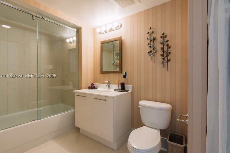 Comprar apartamento en Mint at Riverfront 1512