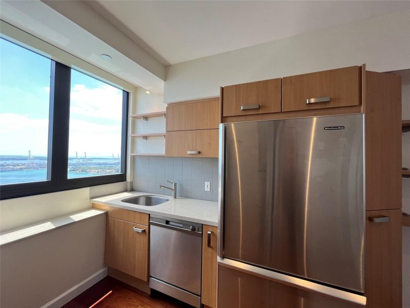 Condo for sale at Waverly 3404