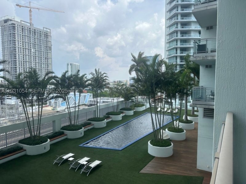 Comprar apartamento en Mint at Riverfront 1408