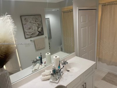 Comprar apartamento en Village by the Bay 7202