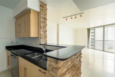 Comprar apartamento en One Miami West Tower 2710
