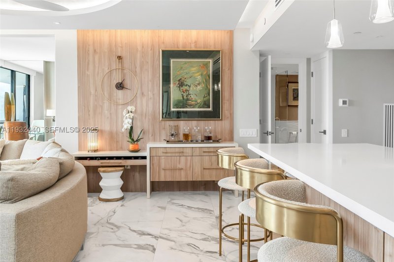 Condo for sale at Nine Island Avenue 2104