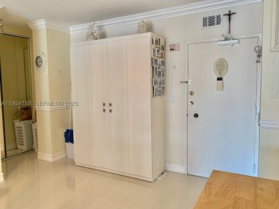 Comprar apartamento en The Hemispheres 3C