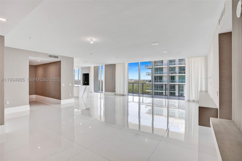 Condo for sale at Parque Towers at St. Tropez 4-TS-04
