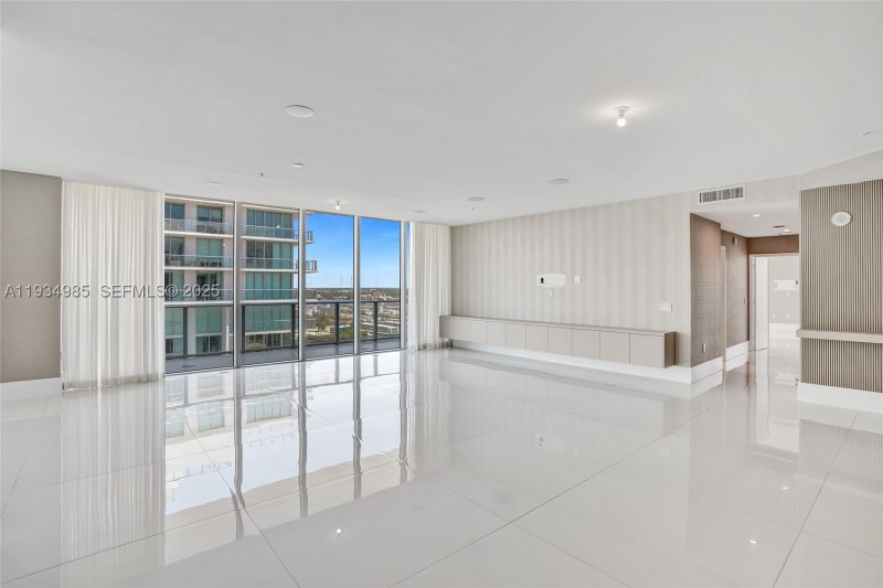 Condo for sale at Parque Towers at St. Tropez 4-TS-04