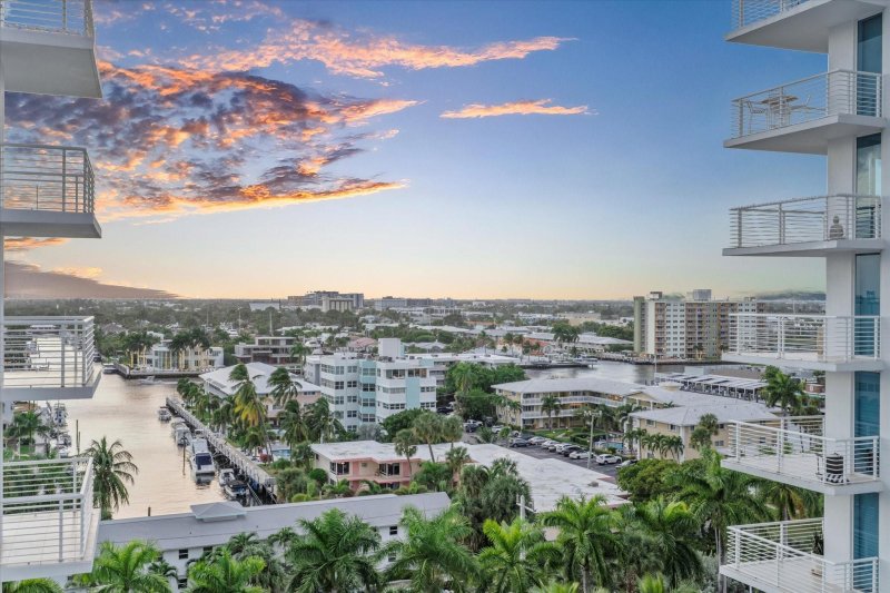 Condo for sale at Sapphire Condo 902s