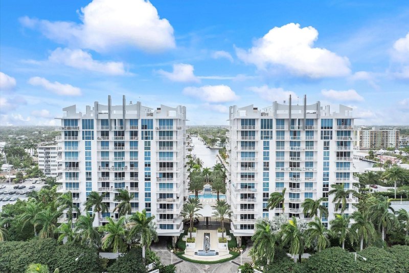 Condo for sale at Sapphire Condo 902s