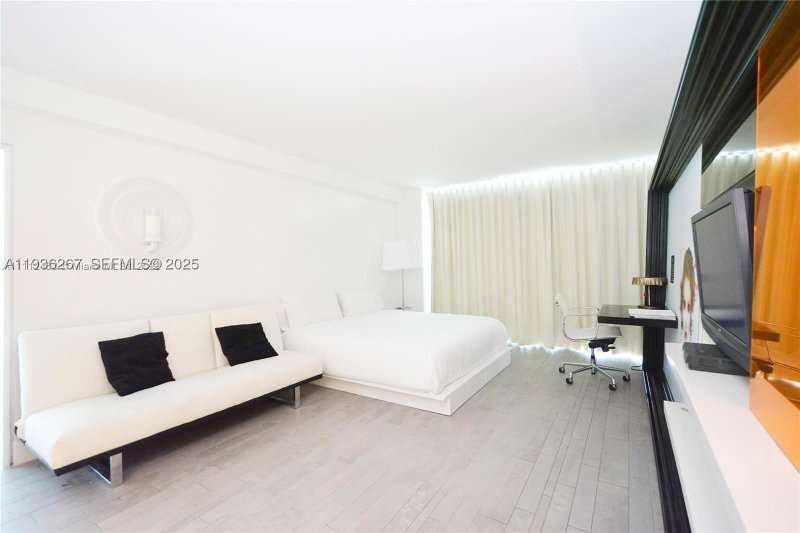 Condo for sale at 1100 West Condo (Mondrian located) 1220