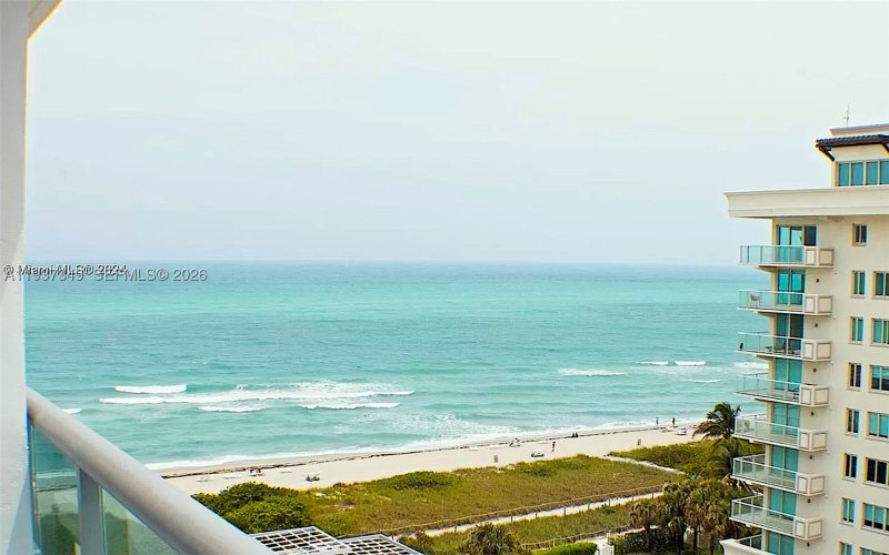 Comprar apartamento en 9500 Oceans Condo 1108