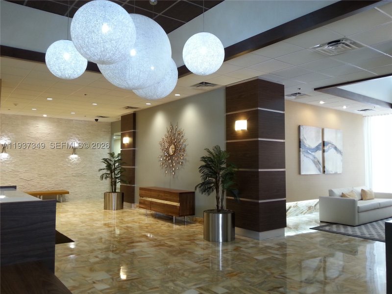 Comprar apartamento en 9500 Oceans Condo 1108