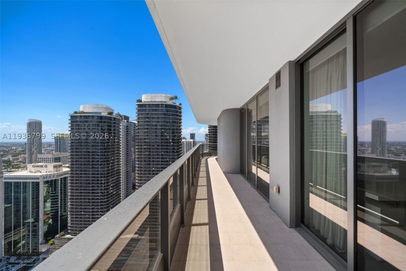 Comprar apartamento en Brickell Flatiron 4212