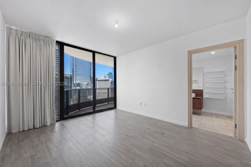 Comprar apartamento en Brickell Flatiron 4212
