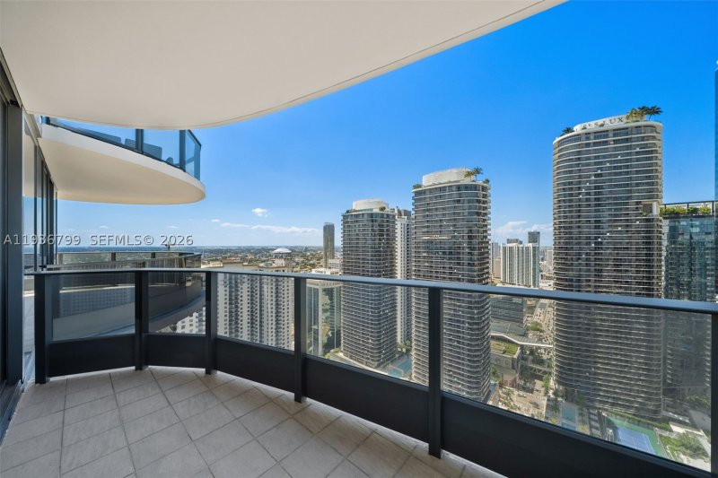 Comprar apartamento en Brickell Flatiron 4212