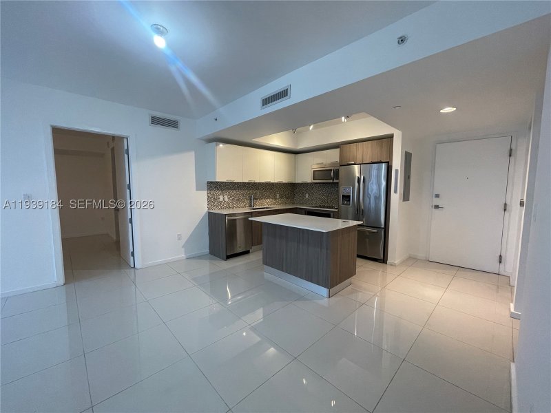 Comprar apartamento en 5252 Paseo Doral 1109