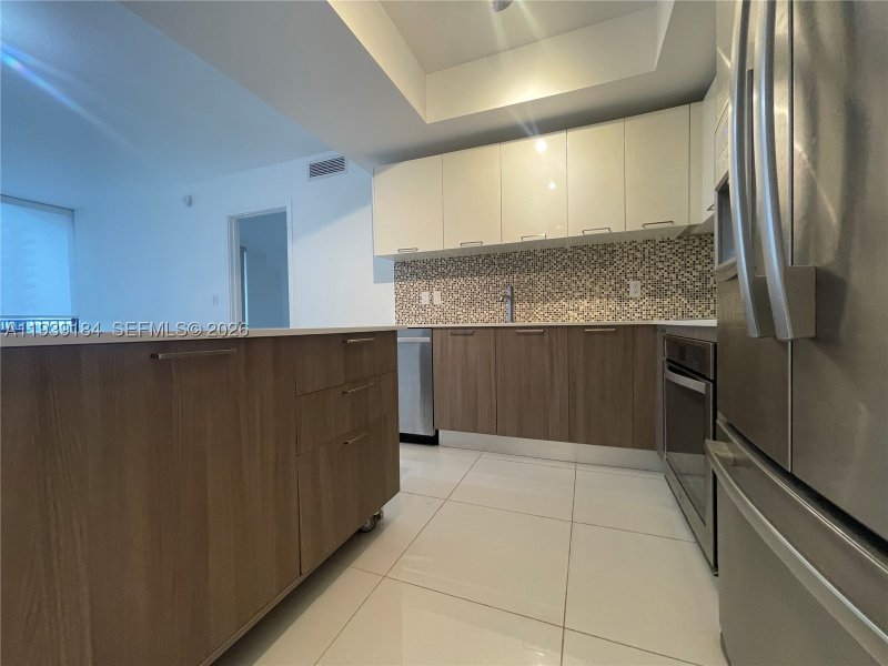 Comprar apartamento en 5252 Paseo Doral 1109