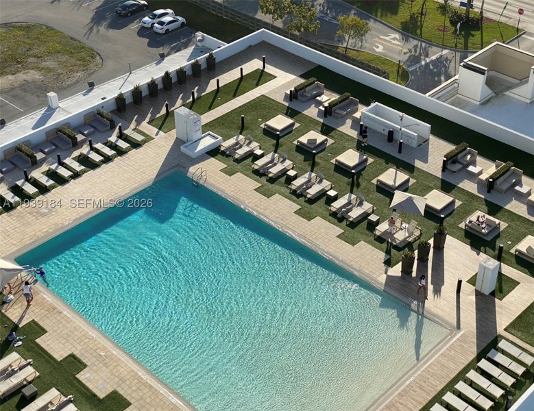 Comprar apartamento en 5252 Paseo Doral 1109