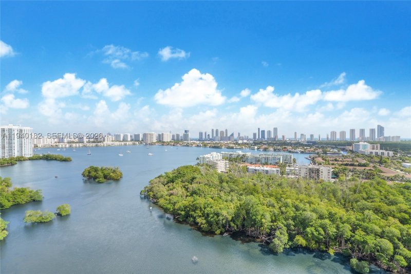 Comprar apartamento en The Harbour 2017