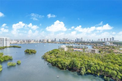 Comprar apartamento en The Harbour 2017