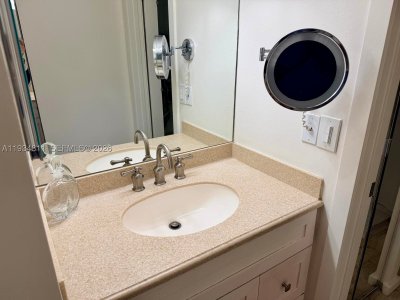Alquiler de apartamento en Ocean Village 1030