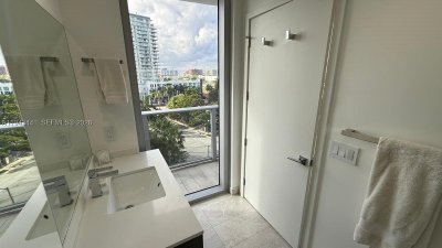 Comprar apartamento no Aria on The Bay 700
