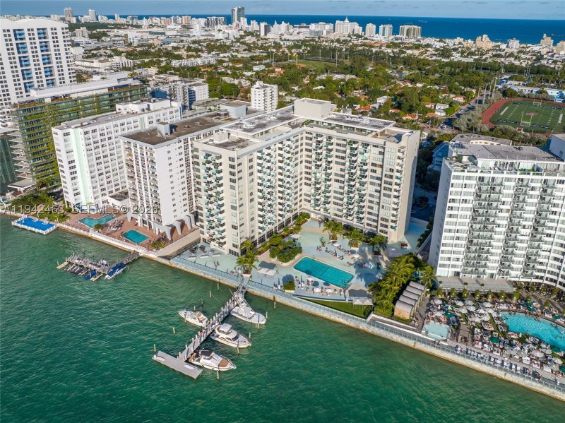 Comprar apartamento en Mirador North Tower 422