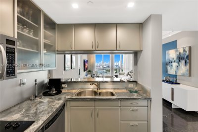 Comprar apartamento en Bentley Bay North 2311