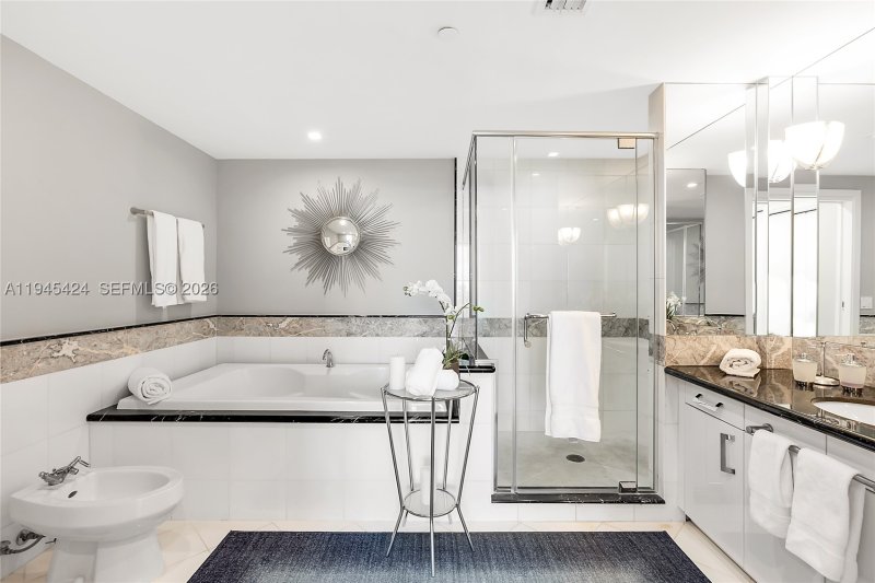 Comprar apartamento en Bentley Bay North 2311