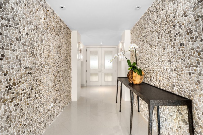 Condo for sale at Four Seasons Millenium Tower I 56F