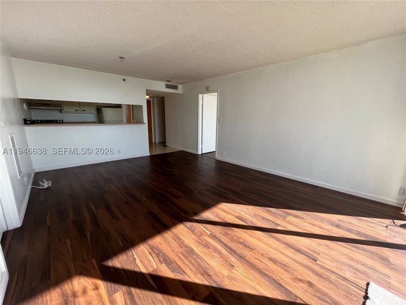 Apartment for rent at Grandview Palace 1604