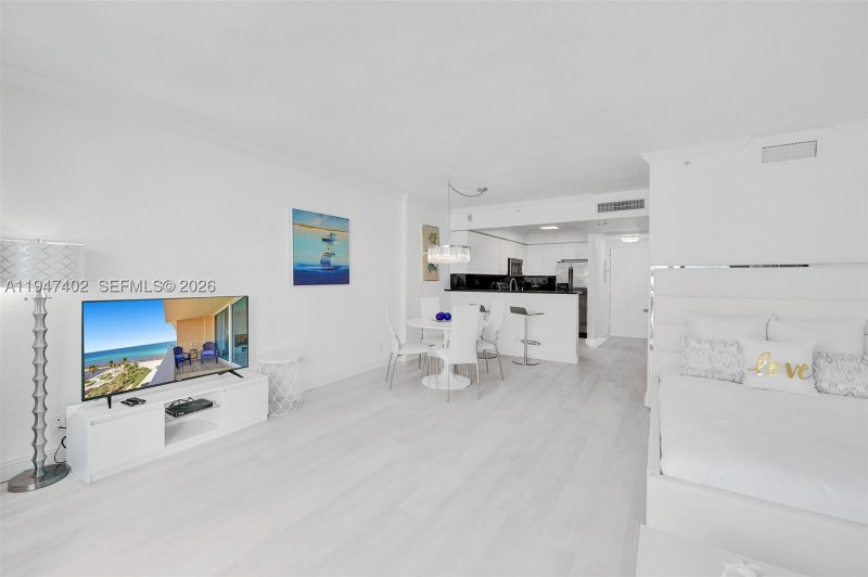Apartment for rent at The Wave Condo 905 (availab