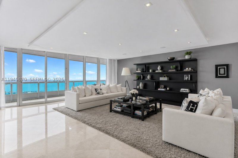 Condo for sale at Santa Maria 3904
