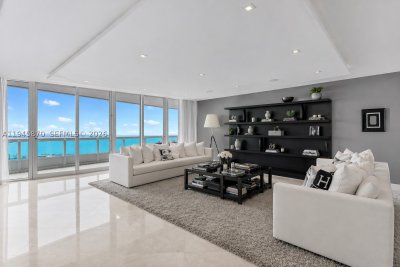 Santa Maria Apt #3904