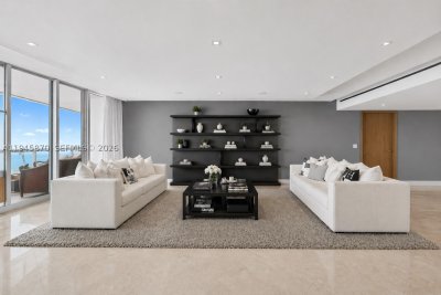 Comprar apartamento no Santa Maria 3904