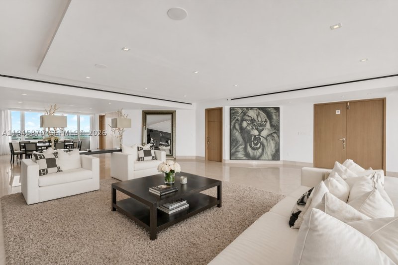Condo for sale at Santa Maria 3904