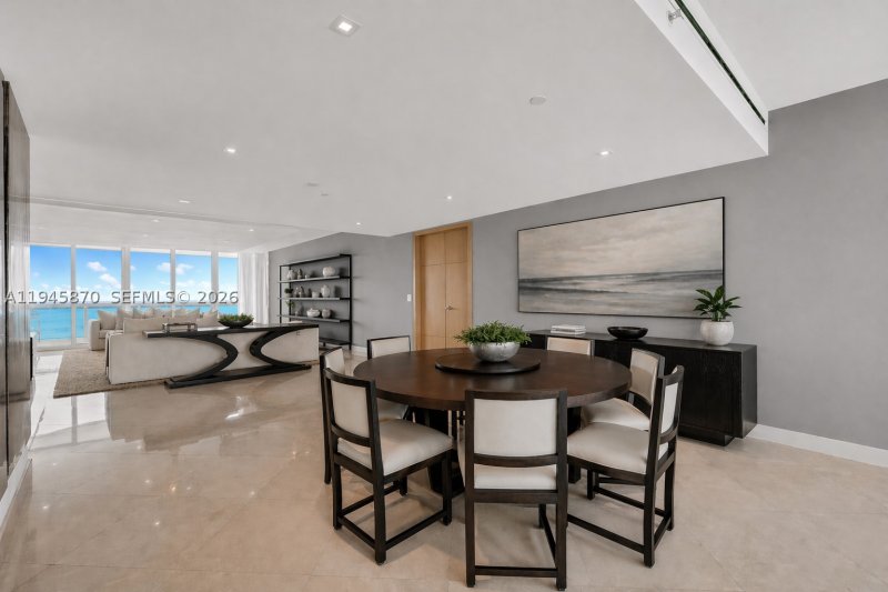 Condo for sale at Santa Maria 3904