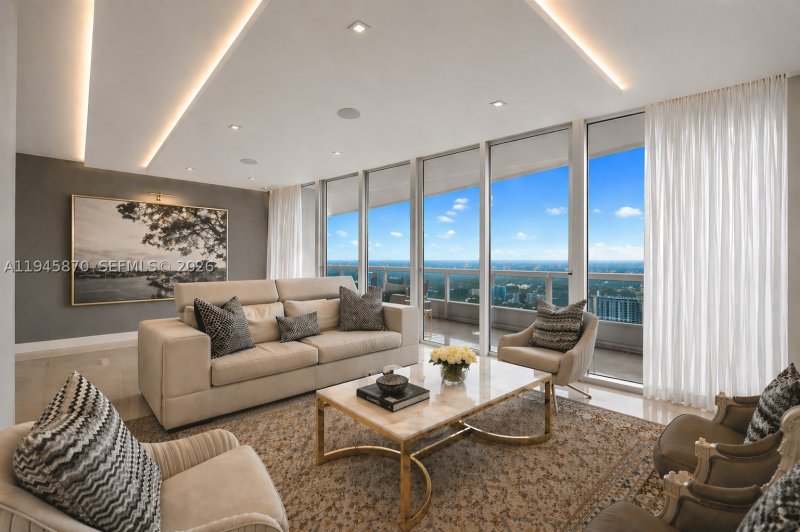Condo for sale at Santa Maria 3904