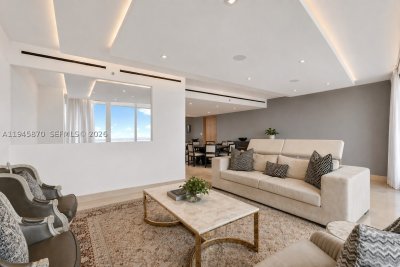 Comprar apartamento no Santa Maria 3904