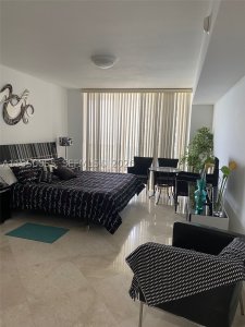 Aluguel de apartamento no Beach Club Two 1106