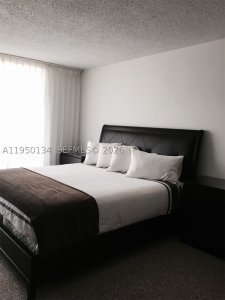 Comprar apartamento no Aventura Beach Club 1033