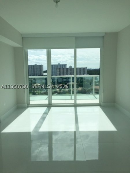 Apartment for rent at 400 Sunny Isles 1421