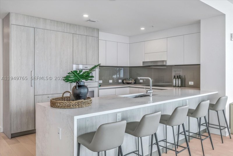 Condo for sale at La Baia South UPH02