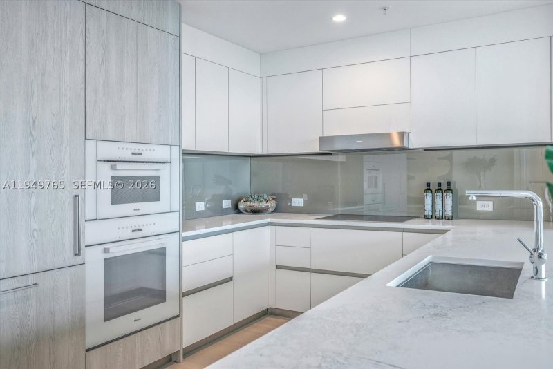 Condo for sale at La Baia South UPH02