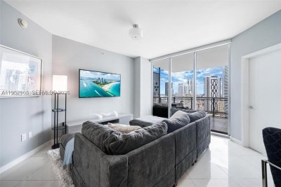 Comprar apartamento en Wind by Neo 2505
