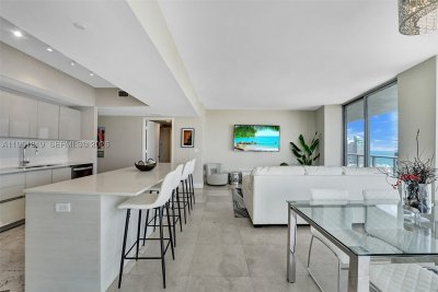 Comprar apartamento no Beachwalk T3201