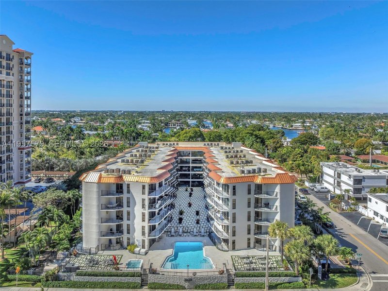 Condo for sale at Tradewinds by the Sea 106