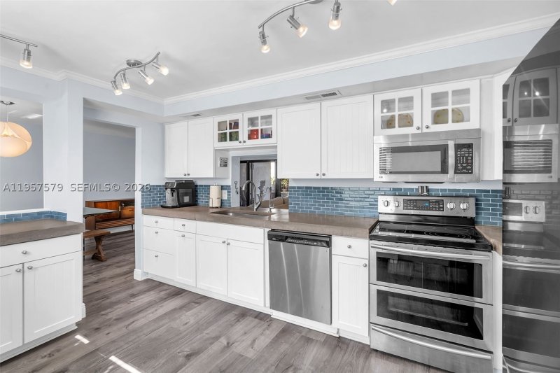 Condo for sale at Tradewinds by the Sea 106