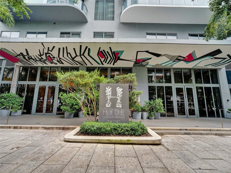 Apartment for rent at Hyde Midtown 2806A