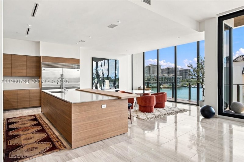 Comprar apartamento en The Fairchild Coconut Grove 605