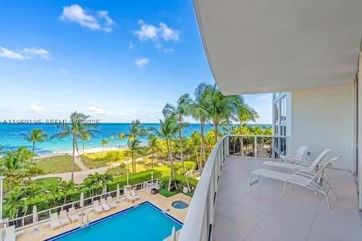 Comprar apartamento en Bellini Bal Harbour 301,303,304