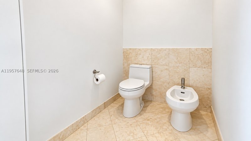 Comprar apartamento no Carbonell 1603